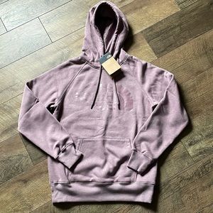 The north face women’s size small hoodie NWT